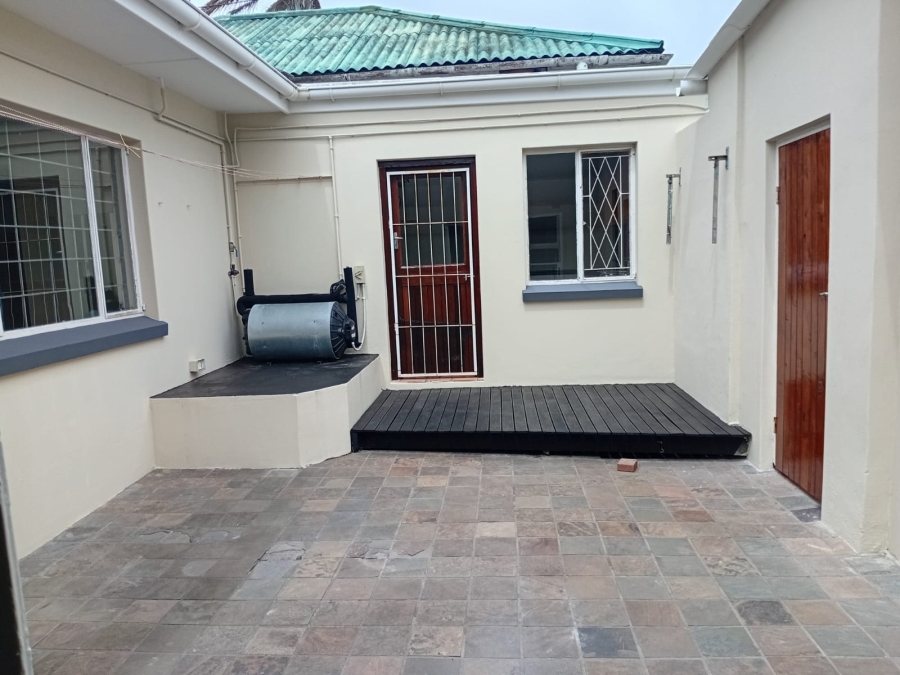 3 Bedroom Property for Sale in Vincent Eastern Cape